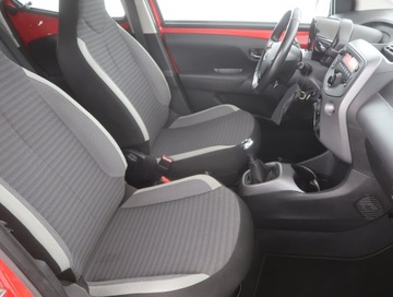 Toyota Aygo II Hatchback 3d Facelifting 1.0 VVT-i 72KM 2018 Toyota Aygo 1.0 VVT-i, Salon Polska, zdjęcie 8