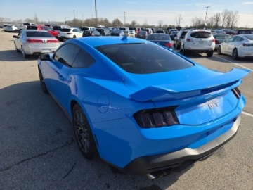 Ford Mustang VI 2024 Ford Mustang Ford Mustang GT Fastback 2024 5.0 Benzyna 486KM, zdjęcie 3