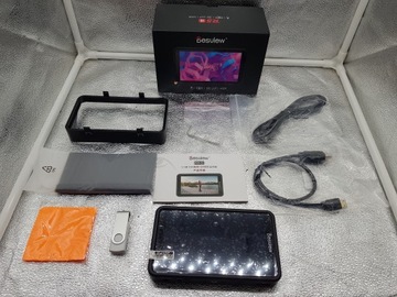Монитор Desview R5II с диагональю 5,5 дюйма