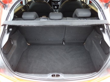 Peugeot 208 I Hatchback 5d Facelifting 1.2 PureTech 82KM 2016 Peugeot 208 1.2 PureTech, Salon Polska, zdjęcie 13