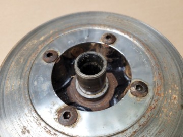 Передняя ступица Suzuki LT-A 400 Kingquad