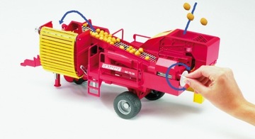 BRUDER 02130 Картофелеуборочный комбайн Grimme