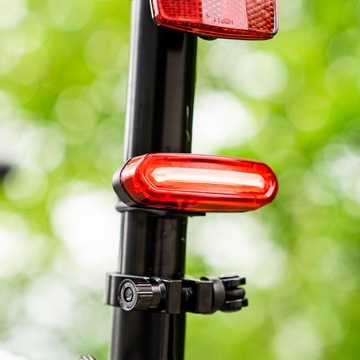 ЗАДНИЙ ВЕЛОСИПЕДНЫЙ ФОНАР СВЕТОДИОДНЫЙ USB-КАБЕЛЬ 120 лм АККУМУЛЯТОР 650 ВРАЩЕНИЕ НА 360 ГРАДУСОВ