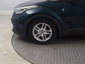 Toyota C-HR I Crossover Facelifting 1.8 Hybrid 122KM 2023 Toyota C-HR 1.8 Hybrid, Serwis ASO, Automat, zdjęcie 14
