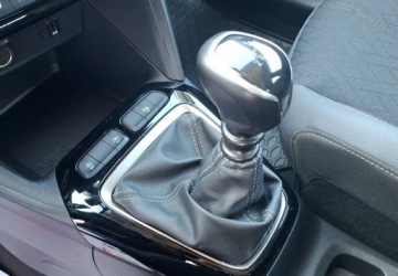 Opel Corsa F Hatchback 5d 1.2 Turbo 100KM 2023 Opel Corsa 1.2 Elegance SS 1.2 Benzyna 100KM, zdjęcie 13