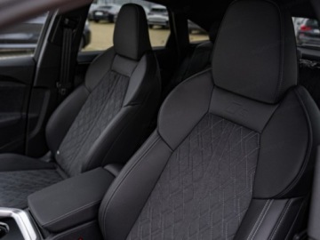 Audi 2025 AUDI Q5 TFSI quattro S line Sportback Suv 2.0 (204KM) 2025, zdjęcie 4