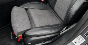 Mercedes Klasa E W213 Limuzyna 2.0 220d 194KM 2020 Mercedes-Benz Klasa E 4Matic SalonPL Burmester Distronic Pneumatyczne Zawi, zdjęcie 11