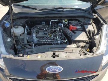 Ford Kuga III 2022 Ford Kuga 2022 r., 1,5L SE 4X4 1.5 Benzyna 181KM, zdjęcie 10