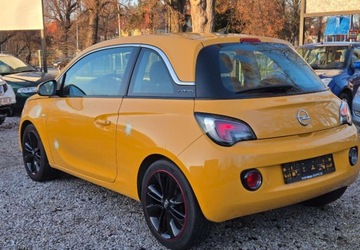 Opel Adam Hatchback 1.2 70KM 2018 Opel Adam Zadbany z malym przebiegiem dobra wersja wyposazenia 1.2 70KM, zdjęcie 7