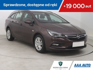 Opel Astra K Sports Tourer 1.4 Turbo 125KM 2017 Opel Astra 1.4 T, Salon Polska, VAT 23%, Klima