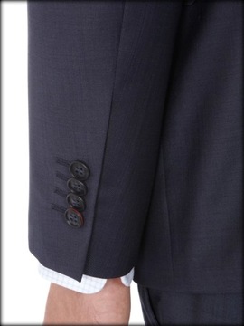 SARAR INTERVIEV DETROIT BEIGE НЮ УЗКИЙ КОСТЮМ, 48 лет