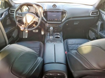 Maserati Ghibli III 2022 Maserati Ghibli Trofeo 2022 3.8l 3.8 Benzyna 580KM, zdjęcie 8