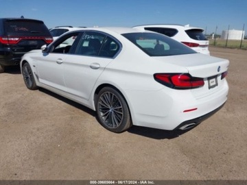 BMW Seria 5 G90-91 2023 BMW Seria 5 2023r, 530E, 2.0L, Hybrid 2.0 Benzyna 288KM, zdjęcie 4