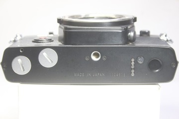 Пленочная зеркальная камера Olympus OM-4 + объектив Auto-S 50 мм F1,4 + электронная вспышка T32