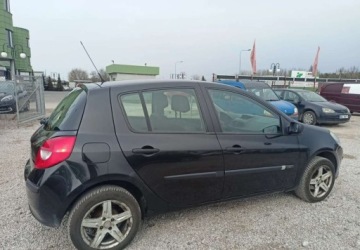 Renault Clio III Hatchback 5d 1.5 dCi 68KM 2006 Renault Clio Renault Clio 1.5 Diesel 68KM, zdjęcie 3