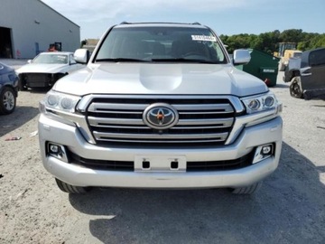 Toyota Land Cruiser VII 2021 Toyota Land Cruiser 2021, 5.7L, 4x4, VX-R, od ubezpieczalni 5.7 Benzyna, zdjęcie 2