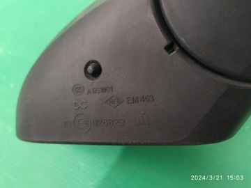 ZRCÁTKO PRAVÉ SMART FORFOUR 7 PIN E8026829