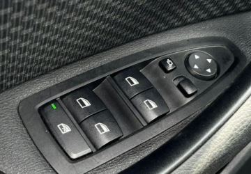 BMW X1 F48 Crossover Plug-In 1.5 25e 220KM 2021 BMW X1 xDrive Plug-In PDC Automat Led Navi Tempomat FV23 1.5, zdjęcie 33