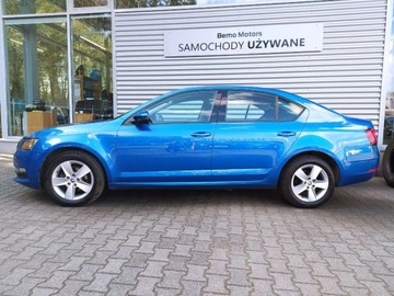 Skoda Octavia III Liftback Facelifting 1.6 TDI 115KM 2018 Skoda Octavia 1.6 Diesel 115KM, zdjęcie 2