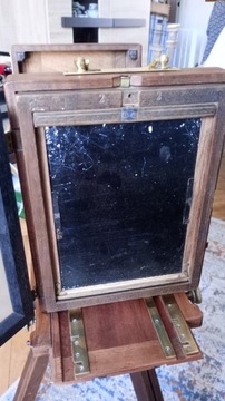 В комплект входит красивая деревянная камера 13*18..