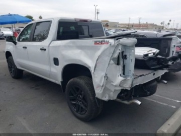 Chevrolet Silverado II 2025 Chevrolet Silverado 2025r., 4x4, 5.3L 5.3 Benzyna 355KM, zdjęcie 2