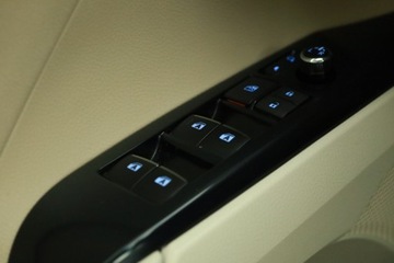 Toyota Camry IX Sedan 2.5 Hybrid Dynamic Force 218KM 2019 Toyota Camry 2.5 Hybrid, Salon Polska, zdjęcie 14