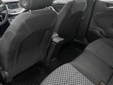 Opel Astra K Sportstourer Facelifting 1.2 Turbo 110KM 2021 Opel Astra GD5A606#1.2 T Edition 2 stref klima, zdjęcie 21