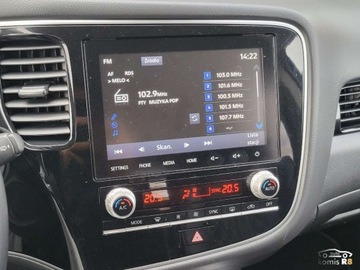 Mitsubishi Outlander III 2019 Mitsubishi Outlander PHEV 224KM 2019r 14TysKm 13.8kWh 4WD Plug-in Stan ide, zdjęcie 28