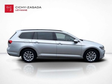 Volkswagen Passat B8 Variant Facelifting 2.0 TDI SCR 150KM 2023 Volkswagen Passat serwis ASO 2.0TDI 150KM bezwypadkowy App-Connect nawigac, zdjęcie 5