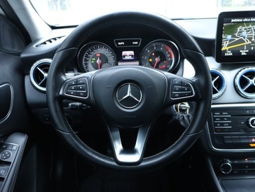 Mercedes GLA I Off-roader 1.6 180 122KM 2016 Mercedes GLA GLA 180, Salon Polska, Serwis ASO, zdjęcie 20