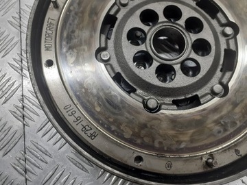 KOLO DVOUHMOTNÉ DVOUHMOTA MAZDA 6 2.0 DI