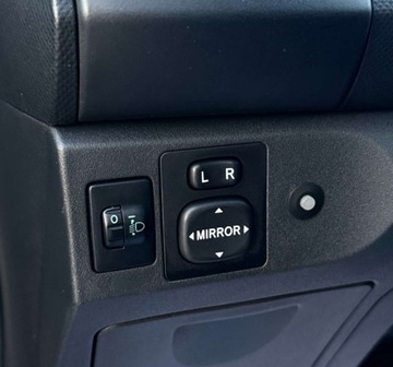 Toyota Yaris II Hatchback 5d 1.0 VVT-i 69KM 2009 Toyota Yaris Toyota Yaris KRAJOWA salon PL oryginalny przebieg KLIMATYZACJA, zdjęcie 15