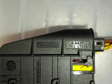 BMW E60 E61 KONEKTOR ZÁSTRČKA SVAZEK SEDADLA 8369719