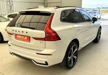 Volvo XC60 II 2023 Volvo XC 60 XC 60 R-DESIGN 2.0 BENZ 250 KM 2023r 9.000 km Warszawa, zdjęcie 4