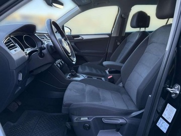 Volkswagen Tiguan II SUV 1.5 TSI EVO 150KM 2019 Volkswagen Tiguan Comfortline DSG ACC Reflektory LED Czujniki parkowania P, zdjęcie 10