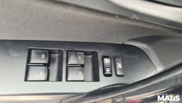 Toyota Auris II Touring Sports Facelifting 1.8 Hybrid 136KM 2016 Toyota Auris 1.8Hybryda Panorama Navi kamera climatronic 100 bezwypadek, zdjęcie 24