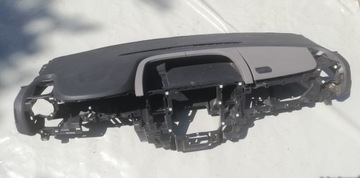RENAULT TRAFIC DESKA ROZDĚLOVAČE