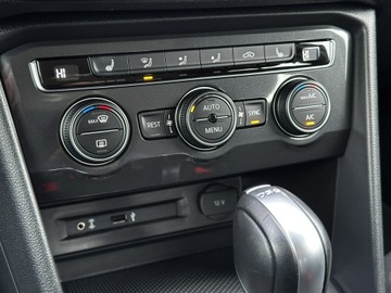 Volkswagen Tiguan II SUV 2.0 TDI 190KM 2018 Volkswagen Tiguan 2 Kpl.kół, LED, Hak, GWARANCJA, zdjęcie 23