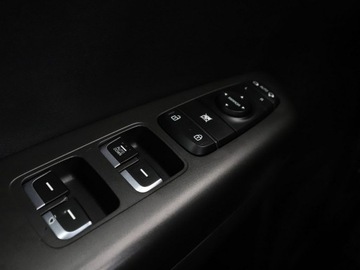 Kia Sportage IV SUV Facelifting 1.6 GDI 132KM 2018 Kia Sportage Bi-Xenon Navi Kamera cofania, zdjęcie 32