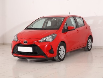 Toyota Yaris III Hatchback 5d Facelifting 2017 1.0 VVT-i 72KM 2019 Toyota Yaris 1.0 VVT-i, Salon Polska, Klima, zdjęcie 1
