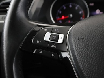 Volkswagen Tiguan II SUV 1.4 TSI 125KM 2018 Volkswagen Tiguan GRATIS! Pakiet Serwisowy o, zdjęcie 33