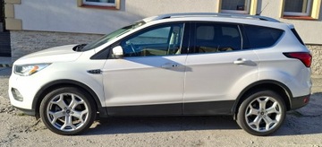 Ford Kuga III 2019 Ford Kuga-escape lift Titanium 4x4 Automat 2019r, zdjęcie 9