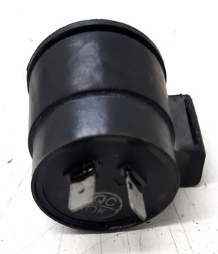 Указатель поворота Peugeot Tweet