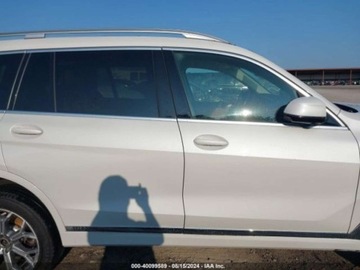 BMW X7 2021 BMW X7 xdrive40i, 2021r., 4x4, 3.0L 3.0 Benzyna 335KM, zdjęcie 4