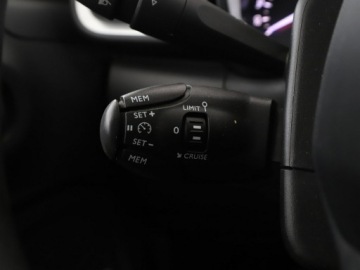 Citroen C3 III Hatchback 1.2 PureTech 82KM 2019 Citroen C3 klima el szyby radio manual niski, zdjęcie 27