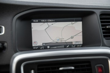 Volvo V60 I Kombi 1.6 T4 180KM 2012 Volvo V60 1.6T 180KM Summum ! Full Opcja Super !, zdjęcie 20