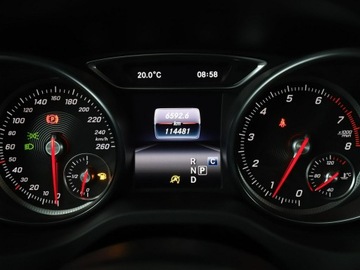 Mercedes CLA C117 Shooting Brake 1.6 200 156KM 2016 Mercedes CLA 200 Automat Navi Czujniki parkowania, zdjęcie 21