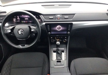 Skoda Superb III Liftback Facelifting 1.5 TSI 150KM 2022 Skoda Superb Active DSG, Gwarancja, Czujniki parkowania, Apple CarPlay 1.5, zdjęcie 3