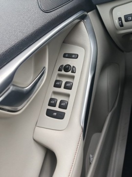 Volvo V40 II Hatchback Facelifting 2.0 D3 150KM 2016 volvo v40 Salon POLSKA, zdjęcie 19