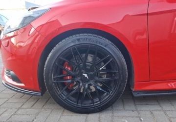 Ford Focus III Kombi 2.0 EcoBoost 250KM 2012 Ford Focus ST 452NM305KM 2.0 Benzyna 250KM, zdjęcie 12